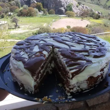 Extreme View Cafe And To Let Inn Prastio (Paphos)