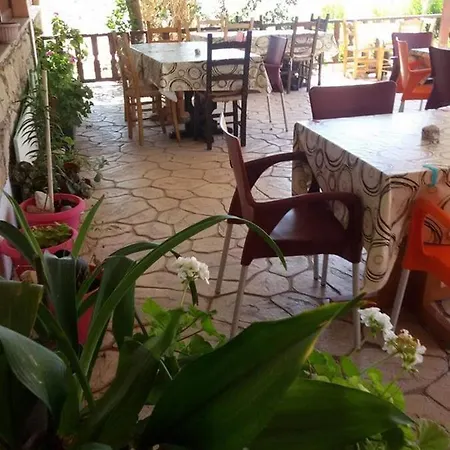 Extreme View Cafe And To Let * Prastio (Paphos)
